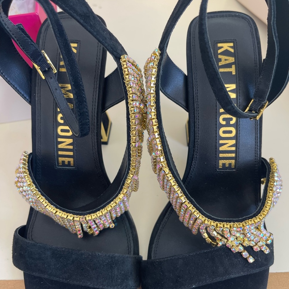 Glamorous Black and Gold Women's Heels - Picture 7 of 9
